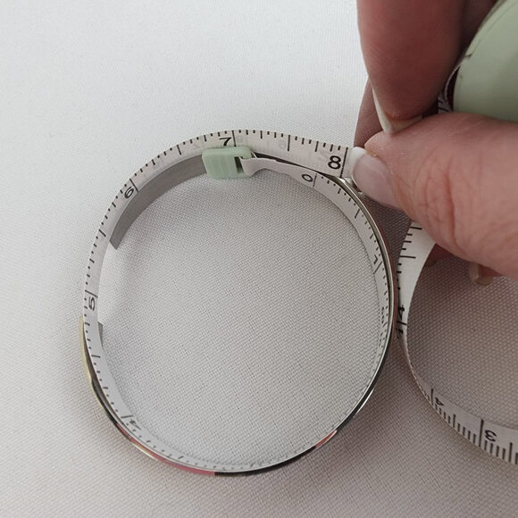 eLiasz and eLLa Silver Tone City Skyline Skinny Cuff Bracelet - Picture 9 of 9